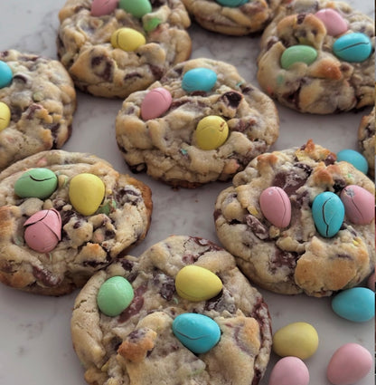 Chocolate Chip Mini Egg Cookie